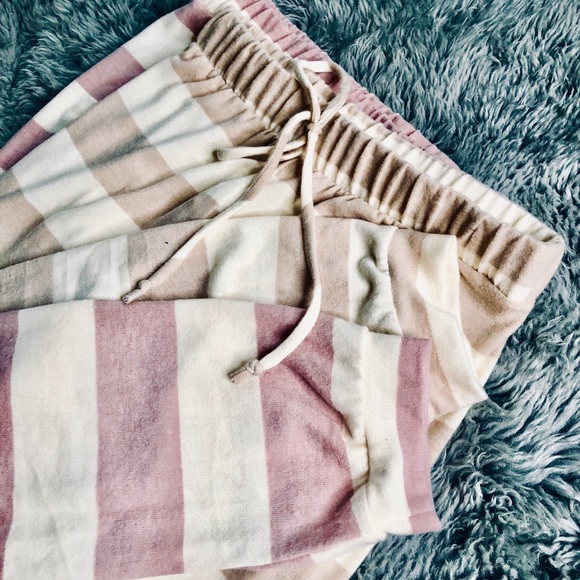 ◾️Ceci Sleep wear set Lavender - Picture 4 of 6